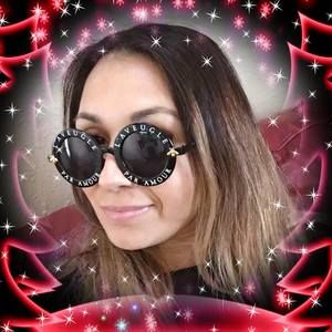 Meet your Posher, Karina